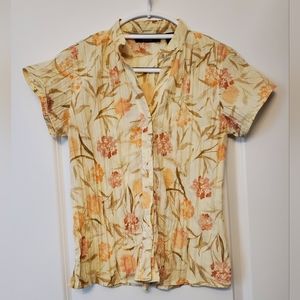 Lemon Grass Pleated Floral Short Sleeve Button-Up